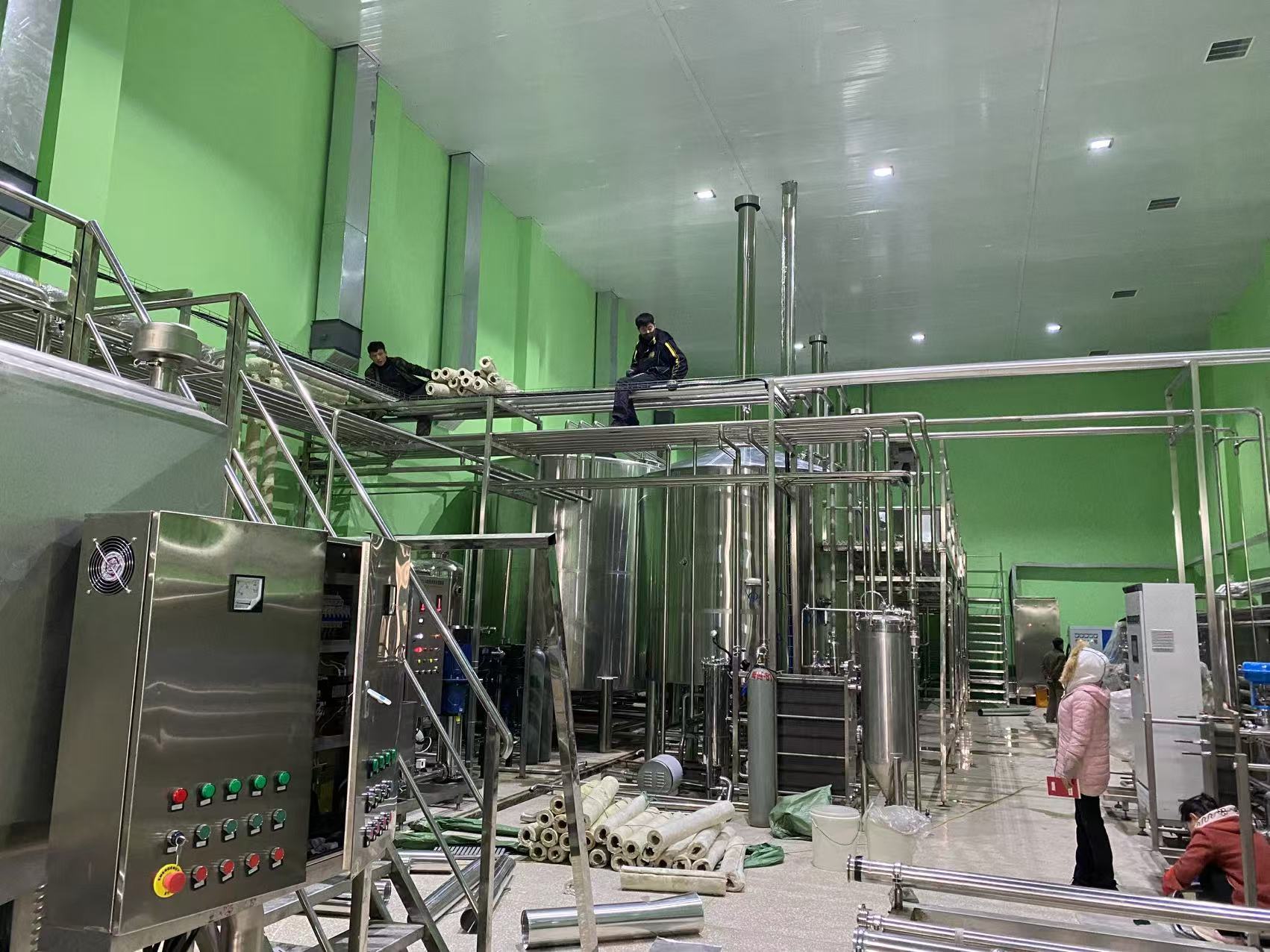 伽师精酿啤酒设备厂—精酿啤酒设备制造:传承工艺与创新科技的交融